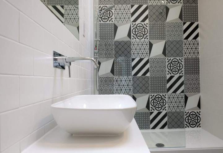 Faïence mural pour salle d'eau La Rochelle